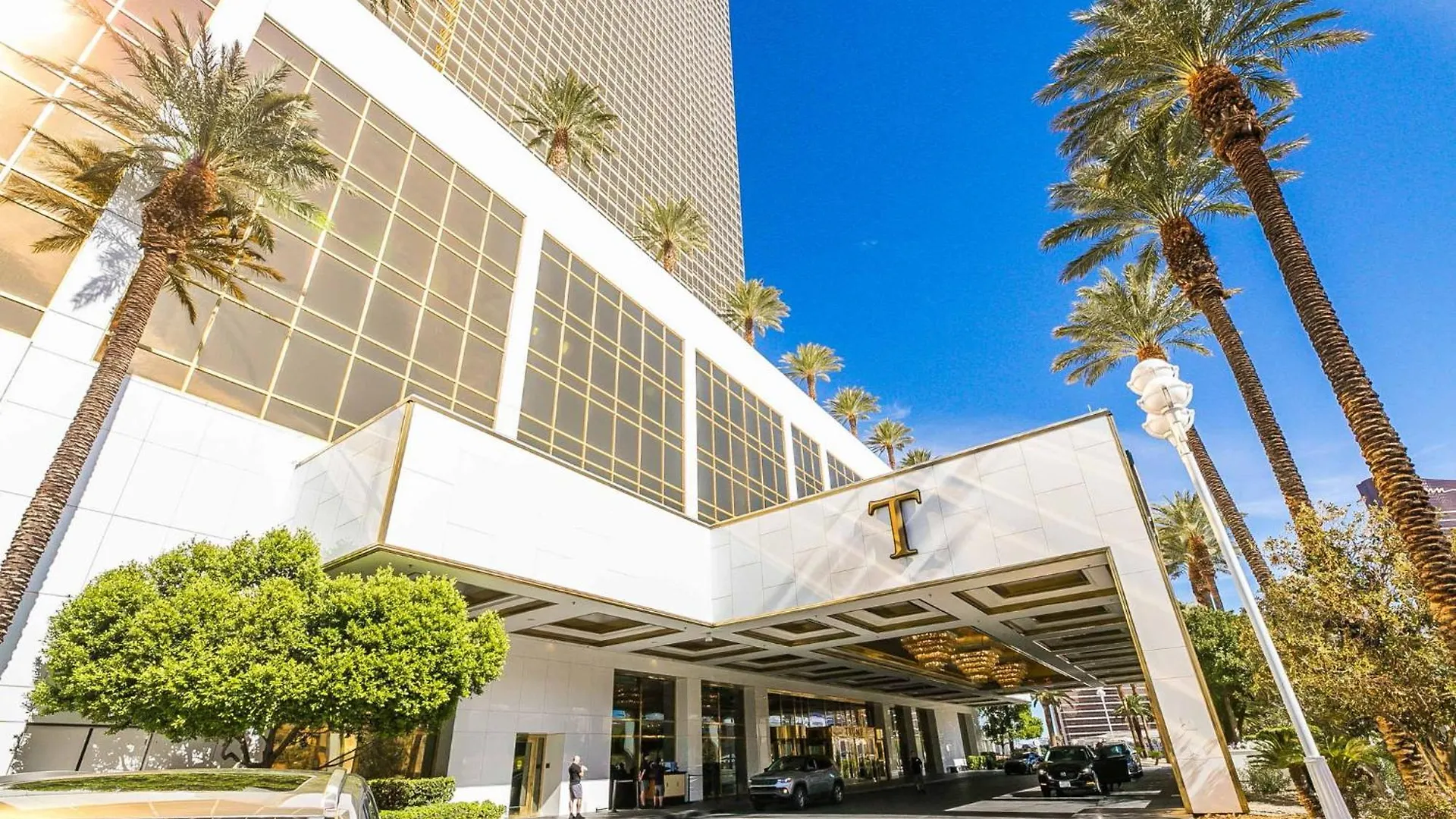 Five Star Trump Hotel No Resort And Cleaning Fees Las Vegas